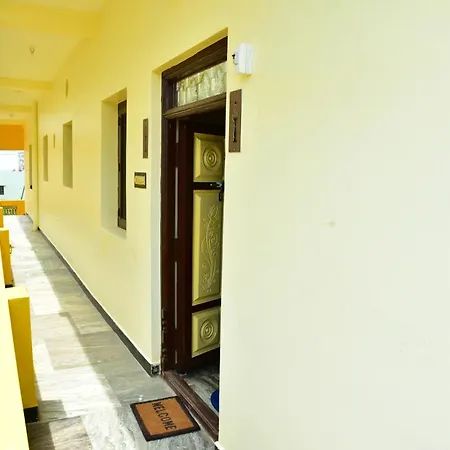 Rr Home Stay Pondicherry Exterior photo